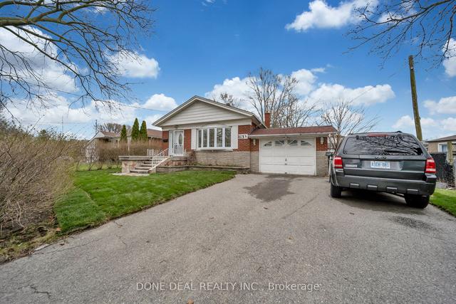 57 Blakemanor Blvd, House detached with 3 bedrooms, 2 bathrooms and 5 parking in Toronto ON | Image 12