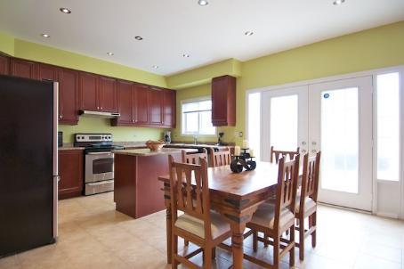 364 Vellore Park Ave, House detached with 4 bedrooms, 4 bathrooms and 2 parking in Vaughan ON | Image 7