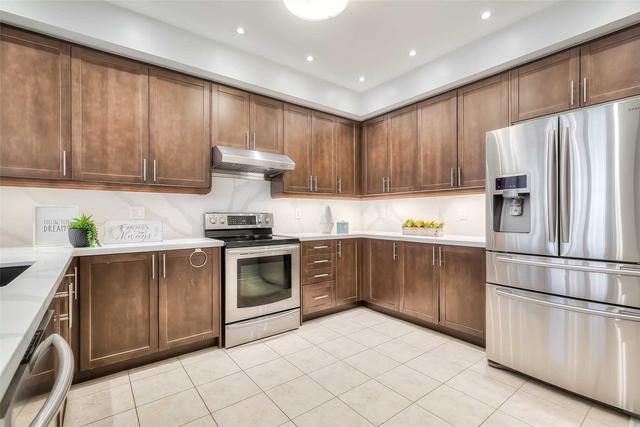 35 Maytime Way, House attached with 4 bedrooms, 4 bathrooms and 2 parking in Markham ON | Image 10