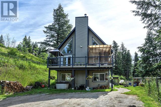 2915 Pinantan Pritchard Road, House detached with 4 bedrooms, 3 bathrooms and null parking in Thompson Nicola P (Rivers and the Peaks) BC | Card Image