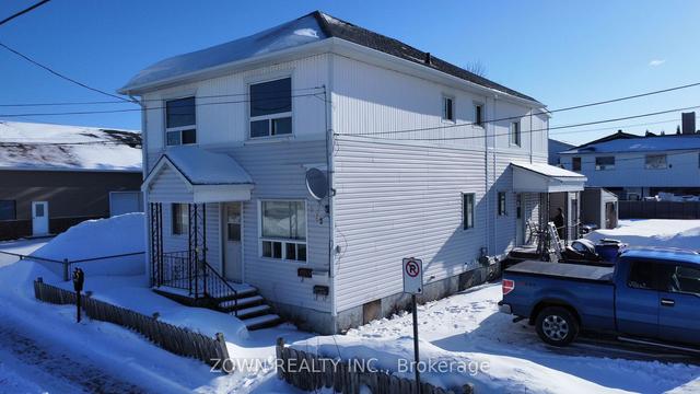 242-244 248 Cedar St S, House detached with 6 bedrooms, 4 bathrooms and 10 parking in Timmins ON | Image 1