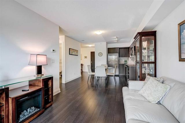 310 - 3520 Danforth Ave, Condo with 1 bedrooms, 1 bathrooms and 0 parking in Toronto ON | Image 6
