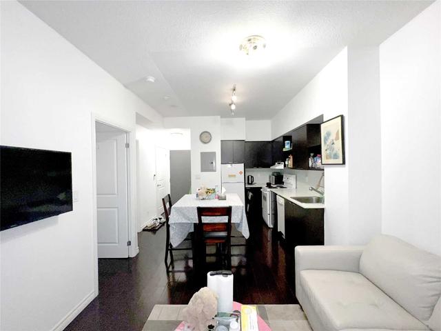 815 - 35 Hayden St, Condo with 1 bedrooms, 1 bathrooms and 0 parking in Toronto ON | Image 11