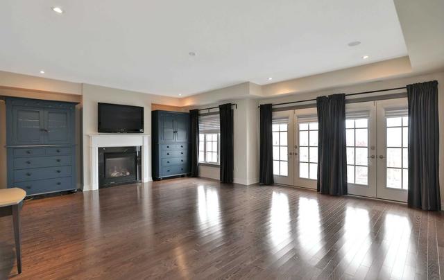 2353 Ontario St, Condo with 4 bedrooms, 4 bathrooms and 4 parking in Oakville ON | Image 6