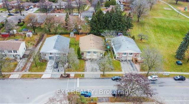 272b Northlake Dr, House semidetached with 3 bedrooms, 2 bathrooms and 2 parking in Waterloo ON | Image 37