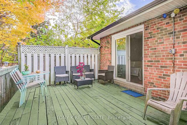 1193 Pharmacy Ave, House detached with 3 bedrooms, 4 bathrooms and 5 parking in Toronto ON | Image 10