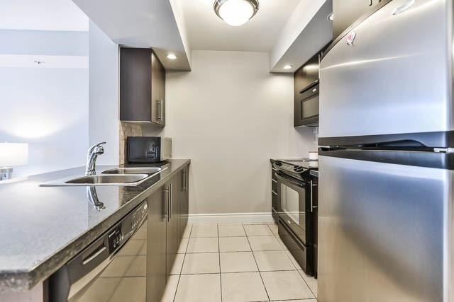 820 - 500 Doris Ave, Condo with 1 bedrooms, 1 bathrooms and 2 parking in Toronto ON | Image 7