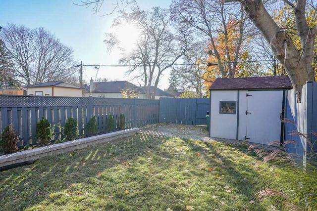 174 Leyton Ave, House detached with 3 bedrooms, 4 bathrooms and 2 parking in Toronto ON | Image 9