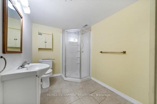 176 West 31st St, House detached with 3 bedrooms, 2 bathrooms and 3 parking in Hamilton ON | Image 25