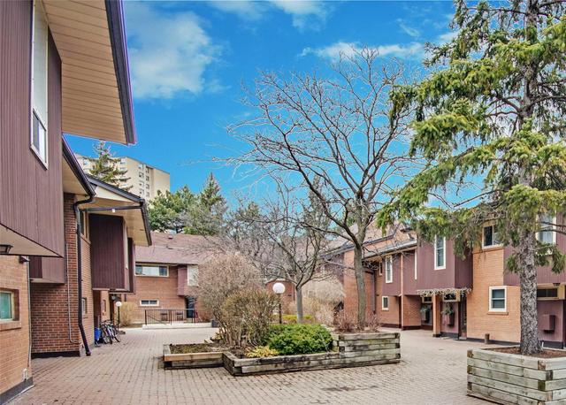 64 - 6 Esterbrooke Ave, Townhouse with 4 bedrooms, 2 bathrooms and 1 parking in Toronto ON | Image 1