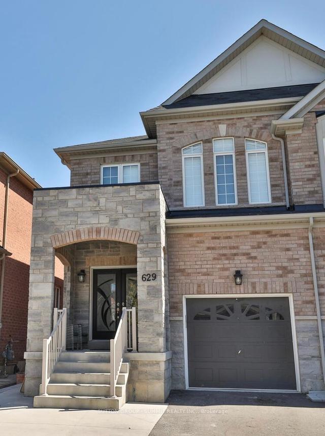 629 Mockridge Terr, House semidetached with 4 bedrooms, 3 bathrooms and 2 parking in Milton ON | Image 1