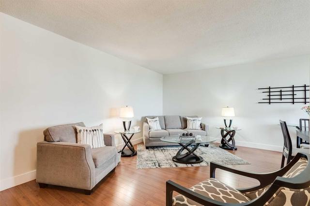701 - 1415 Ghent Ave, Condo with 2 bedrooms, 1 bathrooms and 1 parking in Burlington ON | Image 5