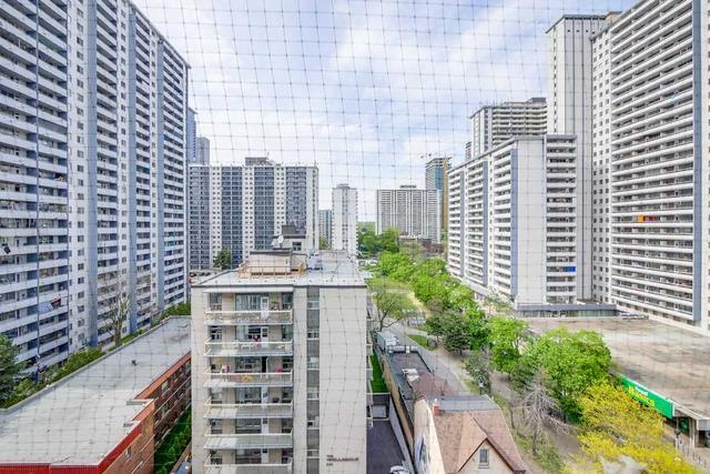 1010 - 225 Wellesley St E, Condo with 1 bedrooms, 2 bathrooms and 1 parking in Toronto ON | Image 17