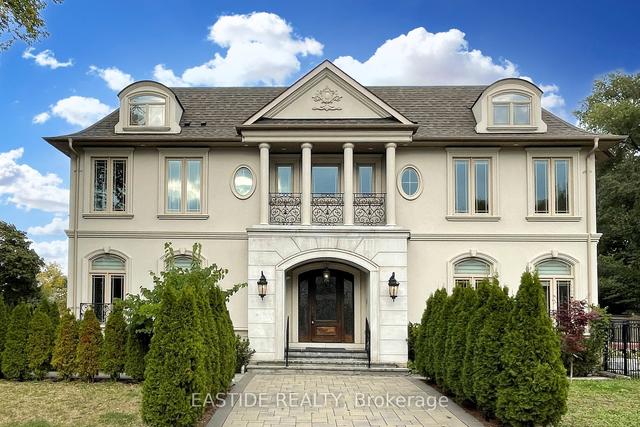 2 Normandale Cres, House detached with 5 bedrooms, 8 bathrooms and 6 parking in Toronto ON | Image 12