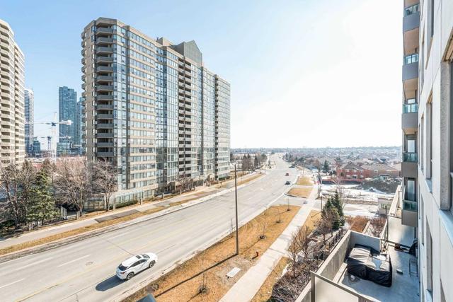 608 - 335 Rathburn Rd W, Condo with 2 bedrooms, 2 bathrooms and 1 parking in Mississauga ON | Image 2