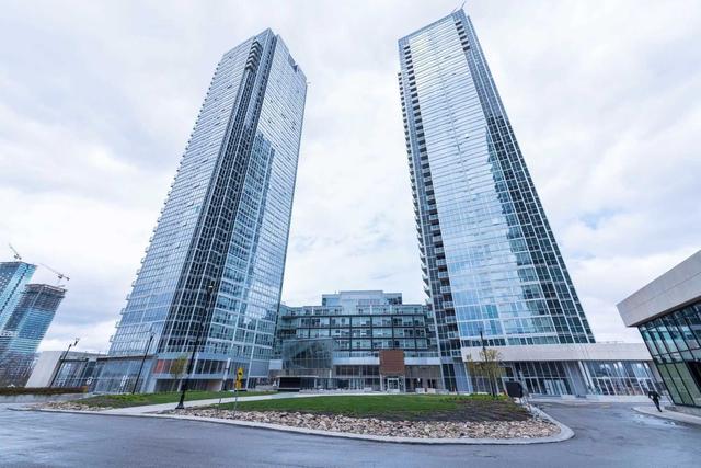 3206 - 2916 Highway 7 Rd, Condo with 1 bedrooms, 2 bathrooms and 1 parking in Vaughan ON | Image 1