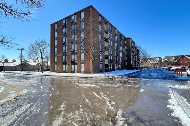 101 - 1530 Pickering Pkwy, Condo with 3 bedrooms, 2 bathrooms and 1 parking in Pickering ON | Image 12