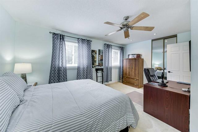 213 Little Ave, House detached with 3 bedrooms, 2 bathrooms and 6 parking in Barrie ON | Image 22