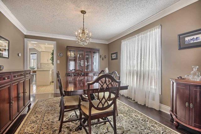 32 Egan Cres, House detached with 5 bedrooms, 4 bathrooms and 8 parking in Caledon ON | Image 2