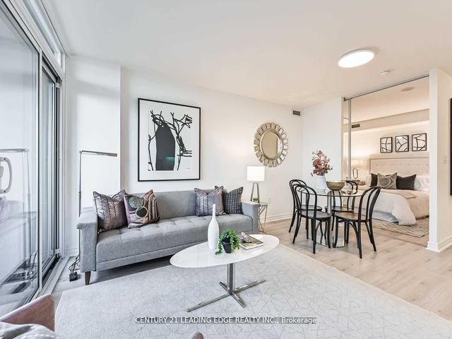 4211 - 25 Telegram Mews, Condo with 2 bedrooms, 2 bathrooms and 1 parking in Toronto ON | Image 11