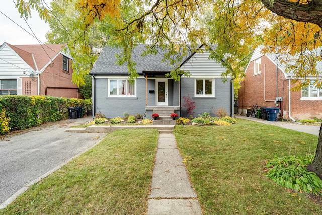 218 Bogert Ave, House detached with 3 bedrooms, 3 bathrooms and 3 parking in Toronto ON | Card Image