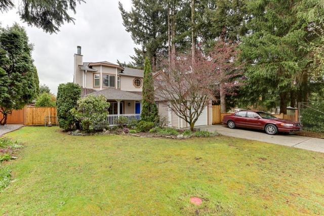 20338 Walnut Crescent, House detached with 3 bedrooms, 3 bathrooms and null parking in Maple Ridge BC | Card Image