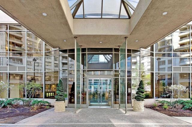 604 - 3880 Duke Of York Blvd, Condo with 1 bedrooms, 1 bathrooms and 1 parking in Mississauga ON | Image 12