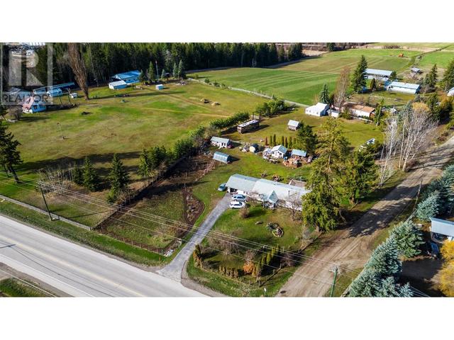 7024 Highway 97 B Highway, House detached with 3 bedrooms, 1 bathrooms and 4 parking in Columbia Shuswap D BC | Image 41