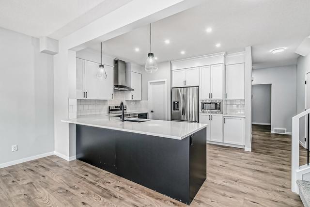 75 Herron Rise Ne, House detached with 4 bedrooms, 2 bathrooms and 4 parking in Calgary AB | Image 1