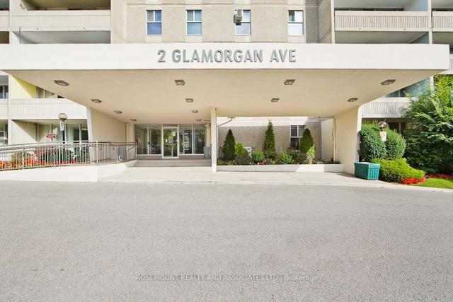 309 - 2 Glamorgan Ave, Condo with 1 bedrooms, 1 bathrooms and 1 parking in Toronto ON | Image 1