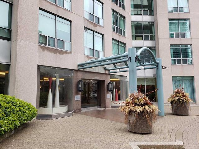 1116 - 942 Yonge St, Condo with 0 bedrooms, 1 bathrooms and 1 parking in Toronto ON | Image 1
