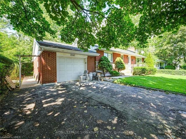 2283 Glenwood School Drive, House detached with 3 bedrooms, 2 bathrooms and 6 parking in Burlington ON | Image 7