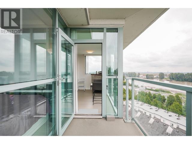 1107 - 2733 Chandlery Place, Condo with 2 bedrooms, 2 bathrooms and 2 parking in Vancouver BC | Image 2
