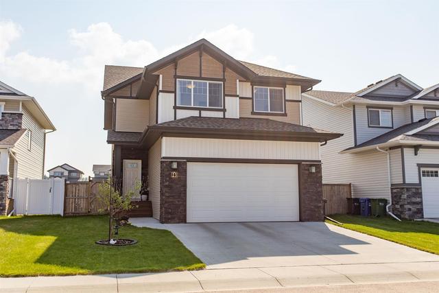 23 Traynor Close, House detached with 4 bedrooms, 3 bathrooms and 4 parking in Red Deer AB | Image 1