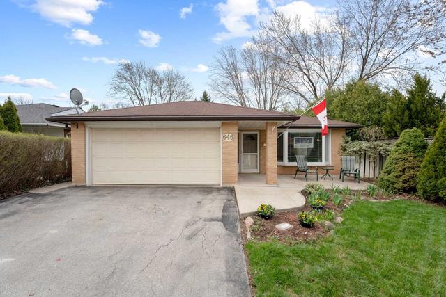 646 Belvenia Rd, House detached with 3 bedrooms, 2 bathrooms and 4 parking in Burlington ON | Image 1