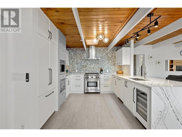 266 Alder Avenue, House detached with 3 bedrooms, 2 bathrooms and 1 parking in Okanagan Similkameen I BC | Image 14
