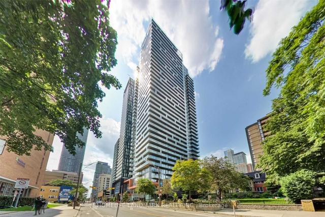 304 - 50 Wellesley St E, Condo with 2 bedrooms, 2 bathrooms and 1 parking in Toronto ON | Image 1