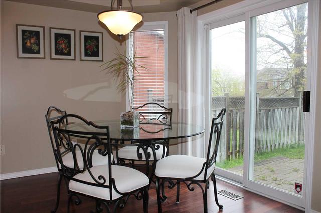 84 Booth Cres, House detached with 3 bedrooms, 2 bathrooms and 4 parking in Ajax ON | Image 8