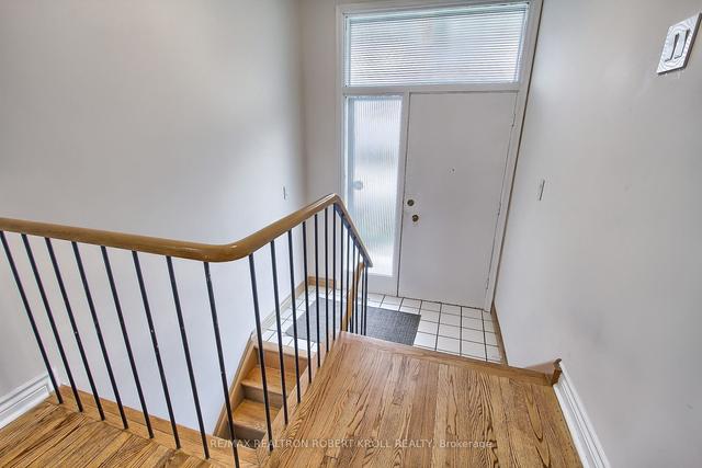 122 Burndale Ave, House detached with 3 bedrooms, 2 bathrooms and 5 parking in Toronto ON | Image 24