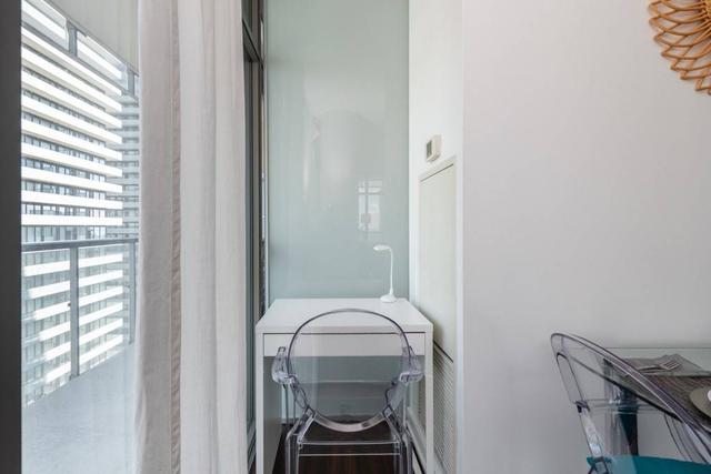 3007 - 33 Charles St E, Condo with 2 bedrooms, 1 bathrooms and 1 parking in Toronto ON | Image 36