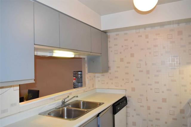 207 - 1 Hickory Tree Rd, Condo with 1 bedrooms, 1 bathrooms and 1 parking in Toronto ON | Image 9
