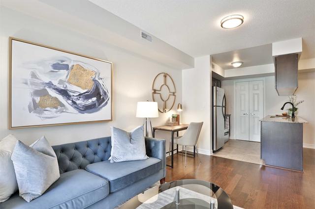 201 - 6 Brian Peck Cres, Townhouse with 2 bedrooms, 2 bathrooms and 1 parking in Toronto ON | Image 18
