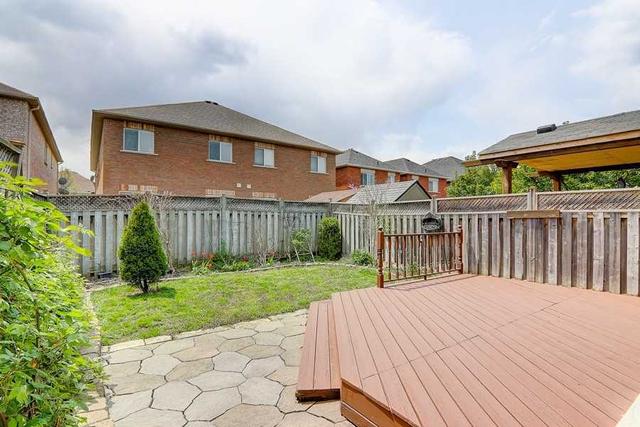 64 Casabel Dr, House semidetached with 4 bedrooms, 3 bathrooms and 4 parking in Vaughan ON | Image 28