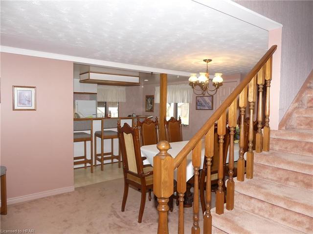 7192 Bassette Line, House detached with 2 bedrooms, 1 bathrooms and 5 parking in Chatham Kent ON | Image 29