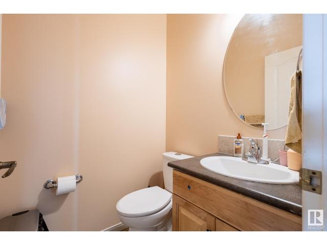 3320 40 Av Nw, House detached with 4 bedrooms, 2 bathrooms and 4 parking in Edmonton AB | Image 13