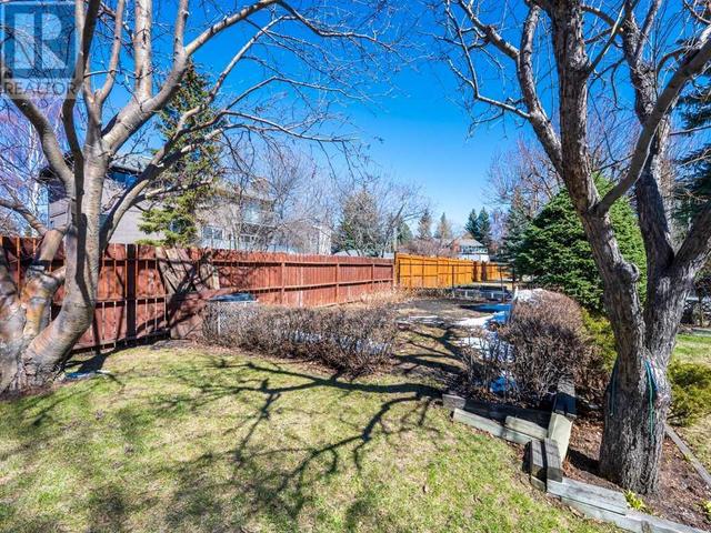 5861 Dalcastle Drive Nw, House detached with 4 bedrooms, 2 bathrooms and 4 parking in Calgary AB | Image 41