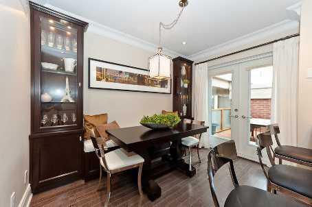 362 Fairlawn Ave, Townhouse with 3 bedrooms, 3 bathrooms and 2 parking in Toronto ON | Image 2