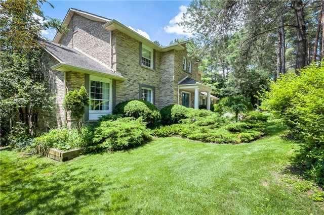 17 Cynthia Cres, House detached with 4 bedrooms, 4 bathrooms and 15 parking in Richmond Hill ON | Image 2