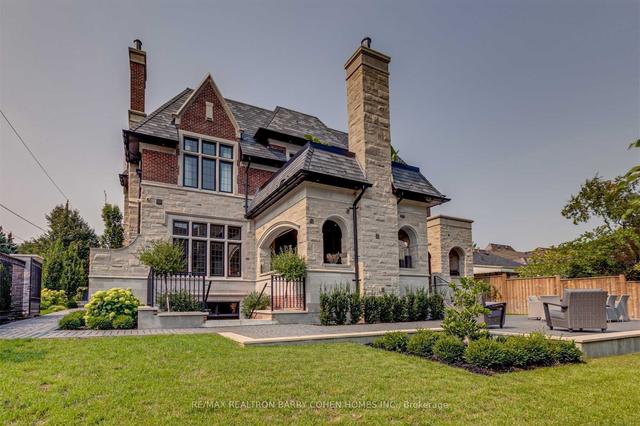 38 York Rd, House detached with 5 bedrooms, 7 bathrooms and 13 parking in Toronto ON | Image 17