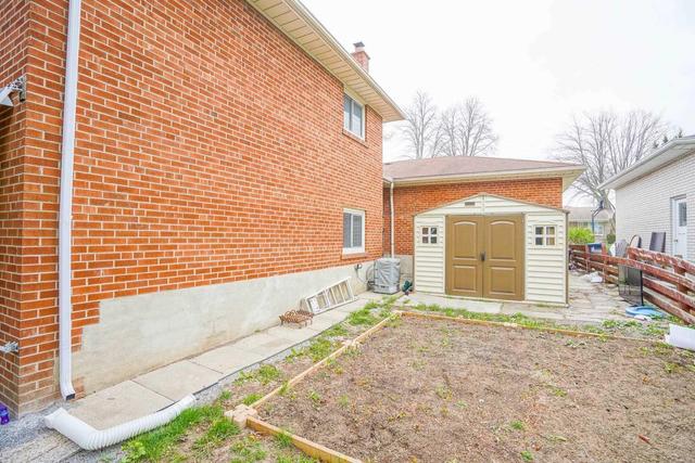 10 Adamede Cres, House detached with 4 bedrooms, 3 bathrooms and 4 parking in Toronto ON | Image 22